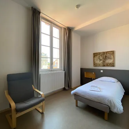 Otel Saint Louis Beaulieu - 3*