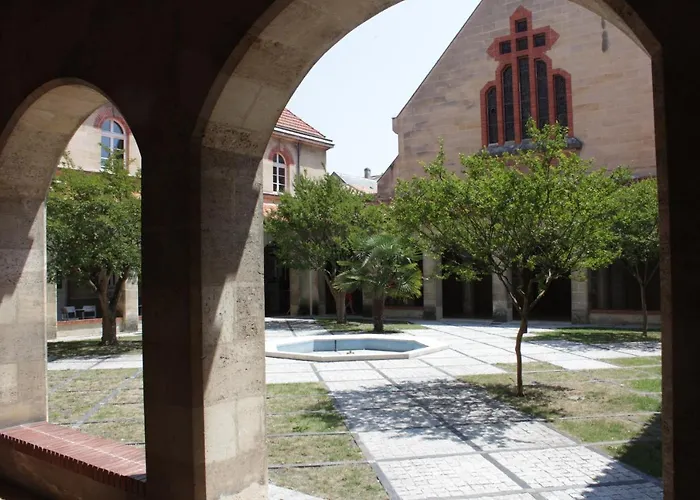 酒店 Saint Louis Beaulieu - 3*