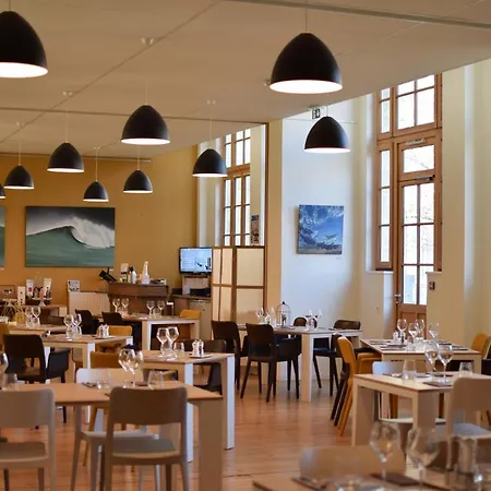 Отель Saint Louis Beaulieu - 3*